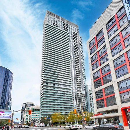 Skyline Suites - Walk To Mtcc, Acc, Rogers Centre & Entertainment District טורונטו מראה חיצוני תמונה