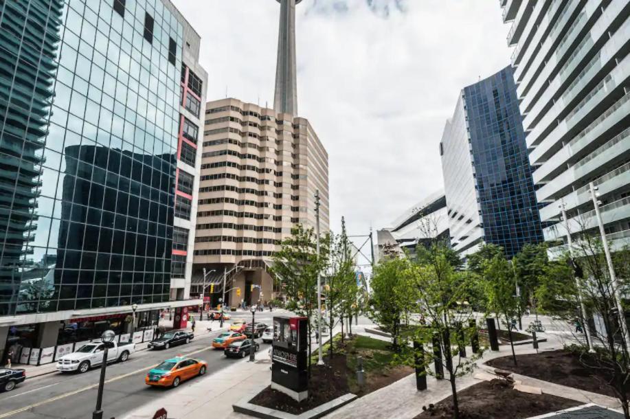 Skyline Suites - Walk To Mtcc, Acc, Rogers Centre & Entertainment District טורונטו מראה חיצוני תמונה