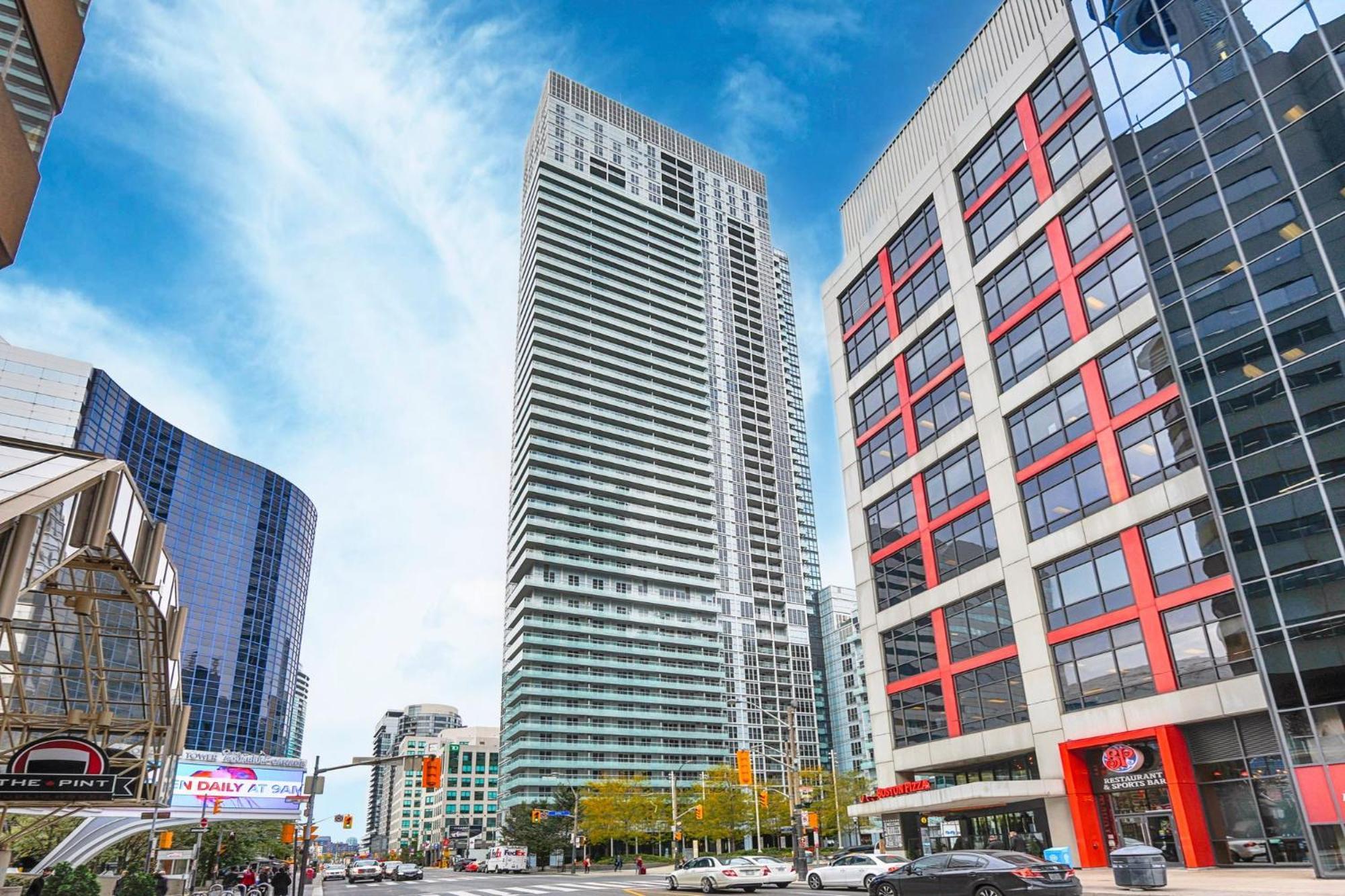 Skyline Suites - Walk To Mtcc, Acc, Rogers Centre & Entertainment District טורונטו מראה חיצוני תמונה